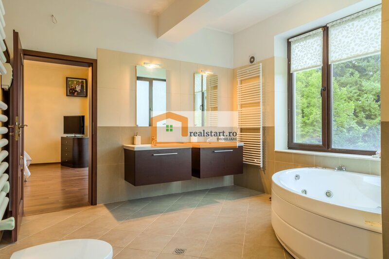 Mogosoaia, Zona de case noi, langa padure, eficienta energetica